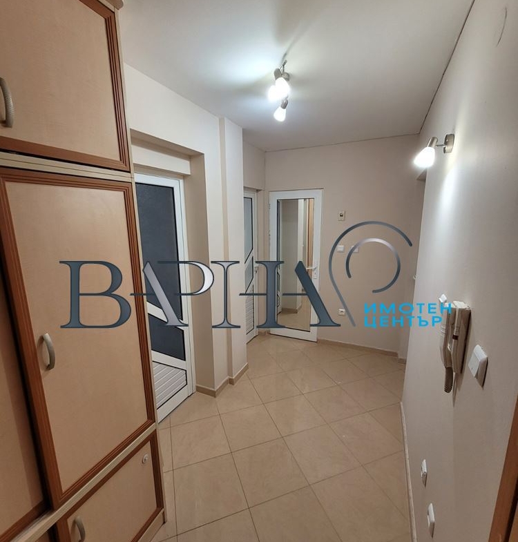 Под Наем Тристаен Обзаведен Апартамент - 0