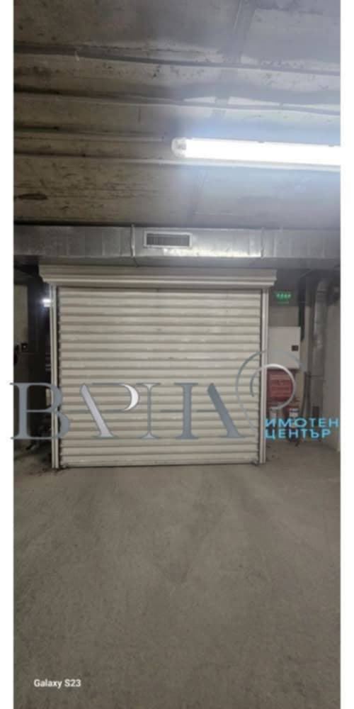 Гараж - Варна, Левски - 0