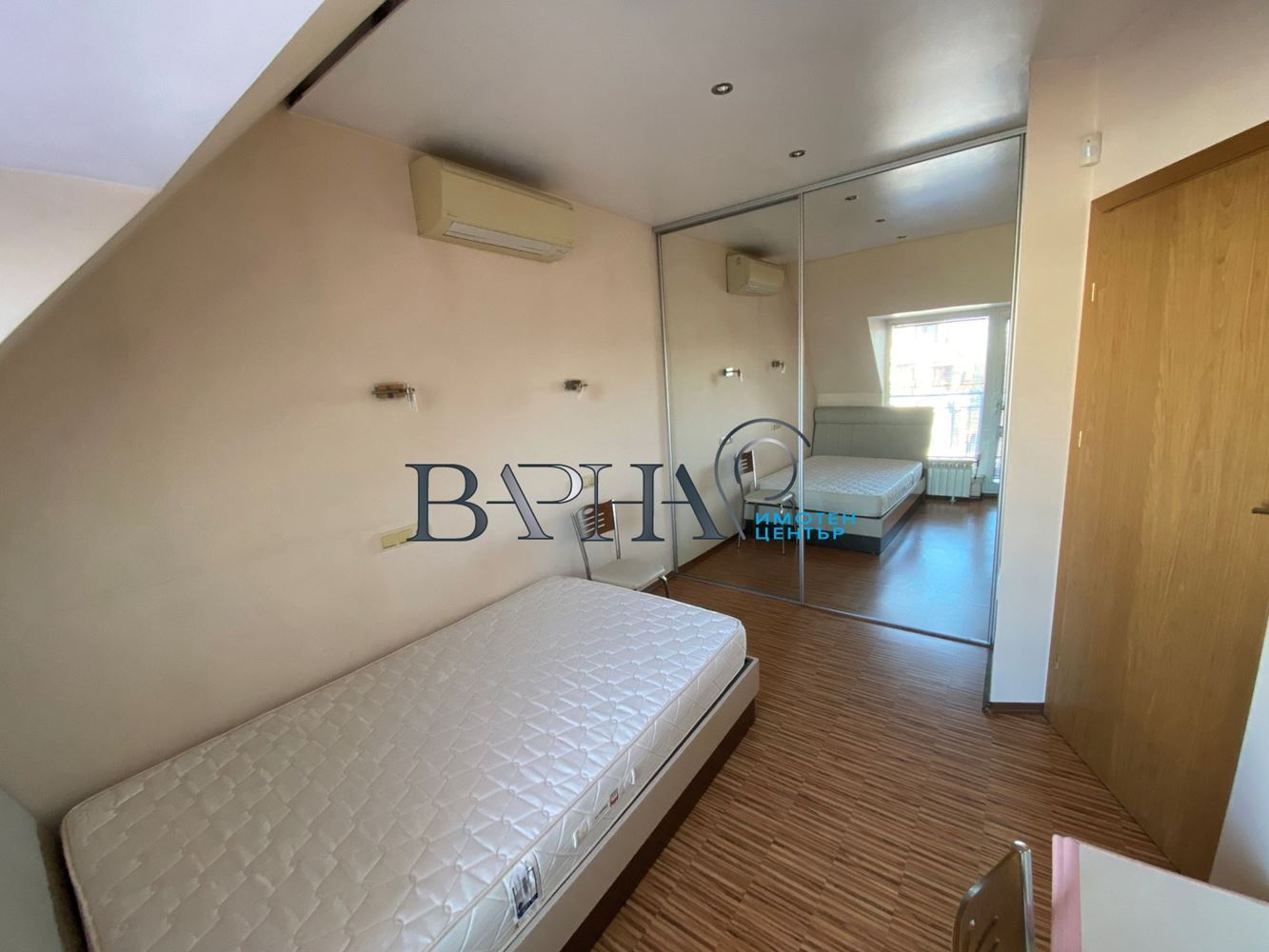 4-стаен - Варна, Погребите - 0