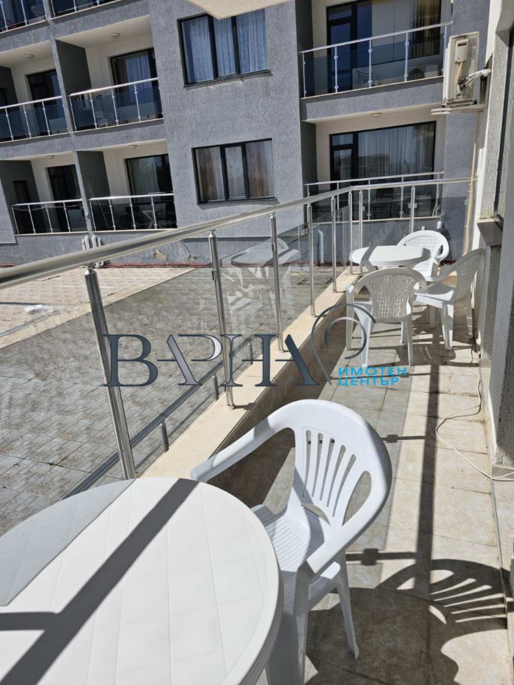 Продава обзаведен двустаен апартамент к.к. Зл Пясъци - 0