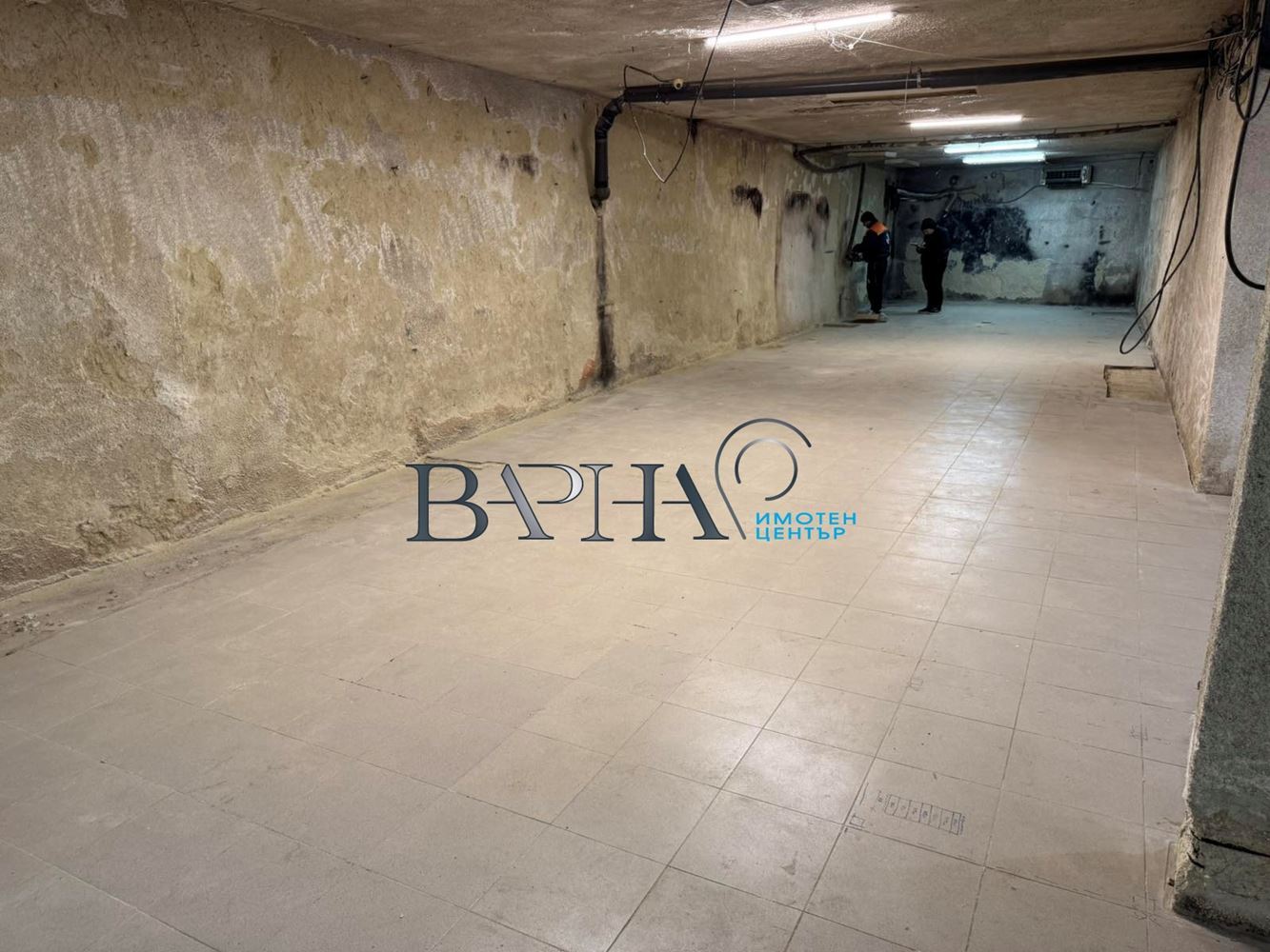 Гараж - Варна, Левски - 0