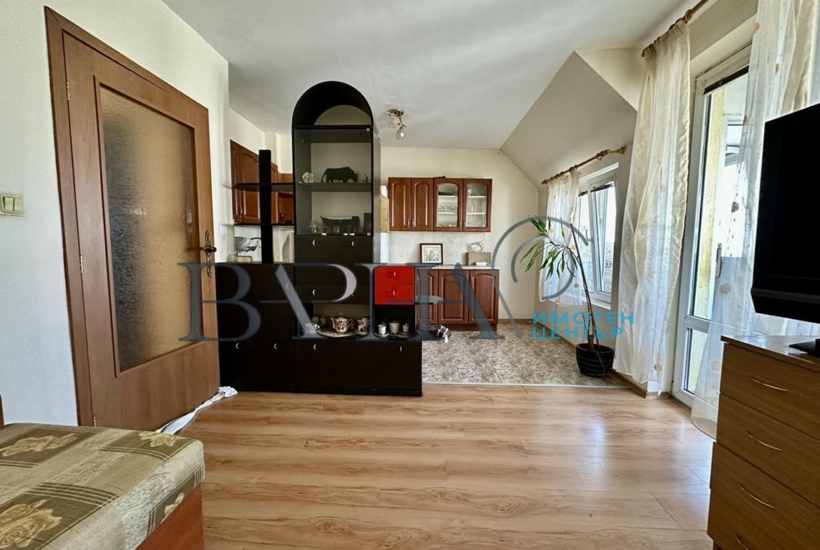 2-стаен - Варна, Лятно кино Тракия - 0