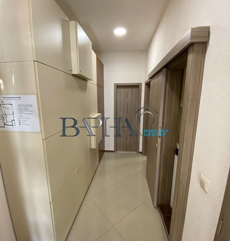 Офис - Варна, Бриз - 0