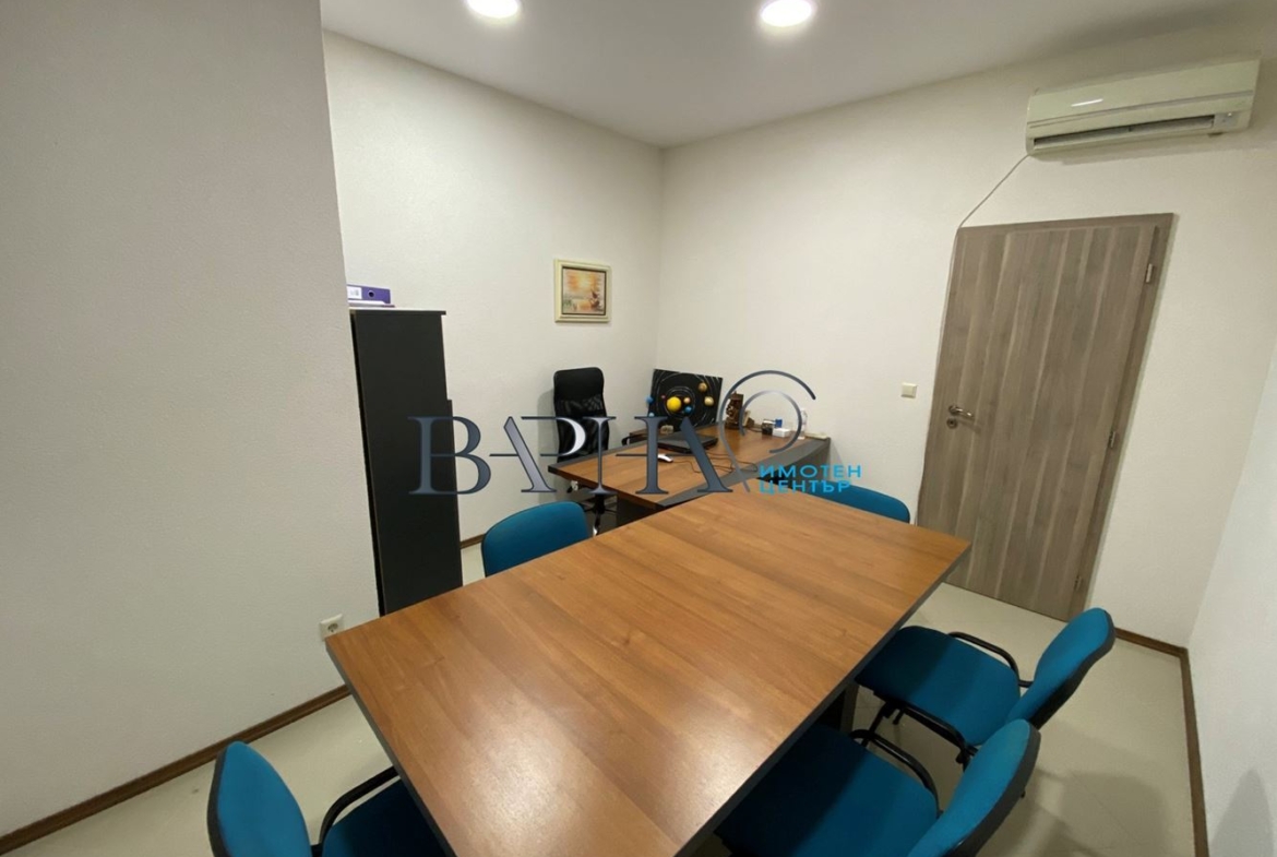 Офис - Варна, Бриз - 0