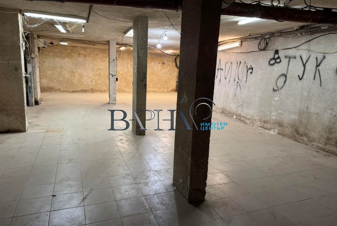 Гараж - Варна, Левски - 0