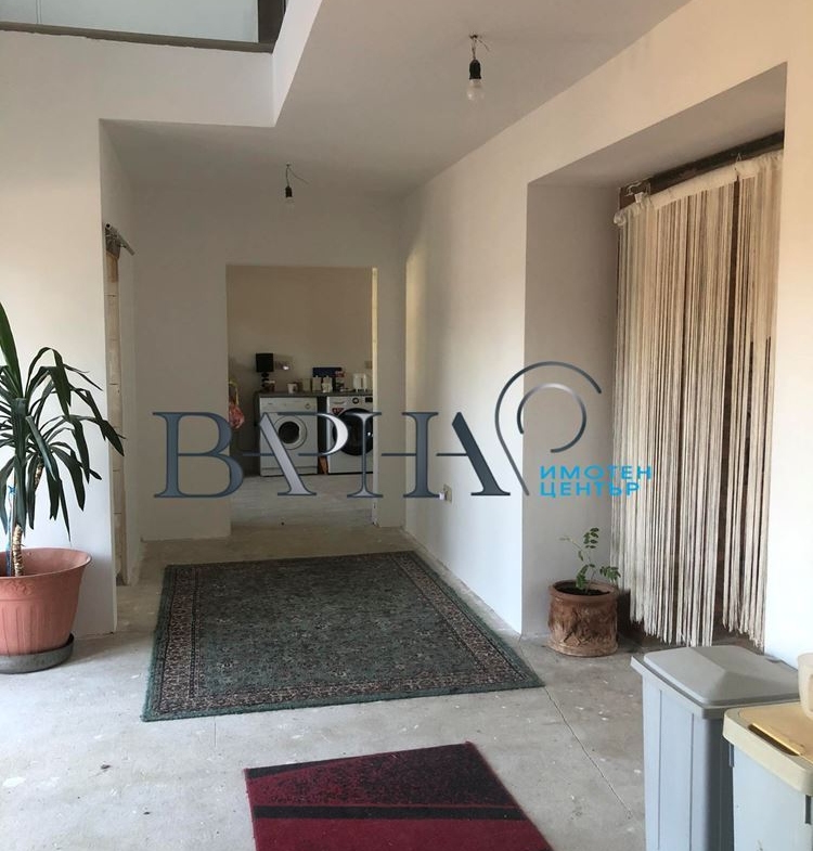 Къща - Варна, област, с.Изгрев - 0