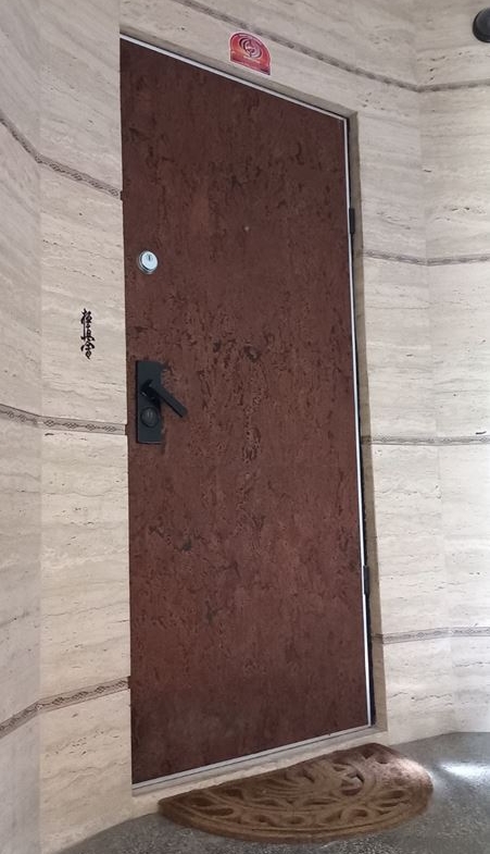 Продава Четиристаен Апартамент Тухлена Сграда - 0