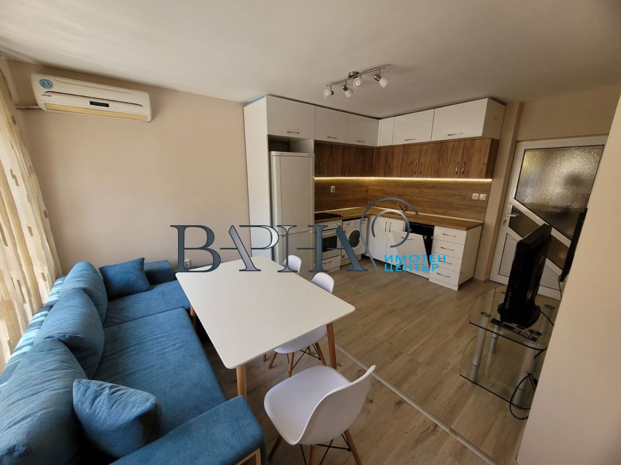 Под Наем Тристаен Обзаведен Апартамент - 0