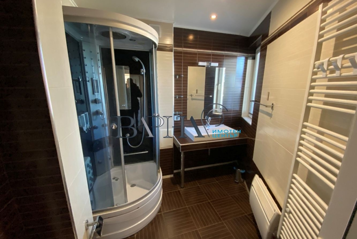 4-стаен - Варна, Погребите - 0