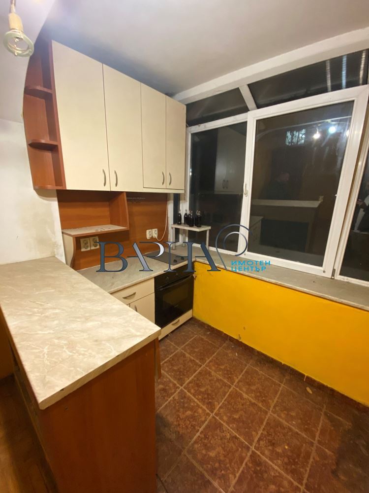 3-стаен - Варна, Конфуто - 0