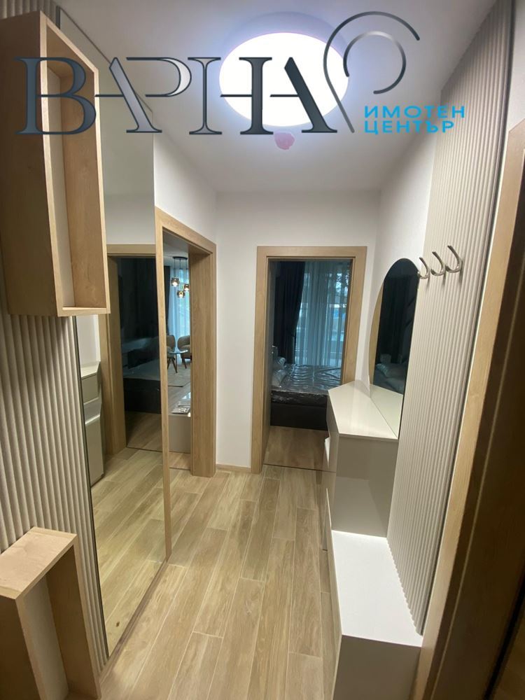 Луксозен Тристаен Апартамент Първи Наематели - 0