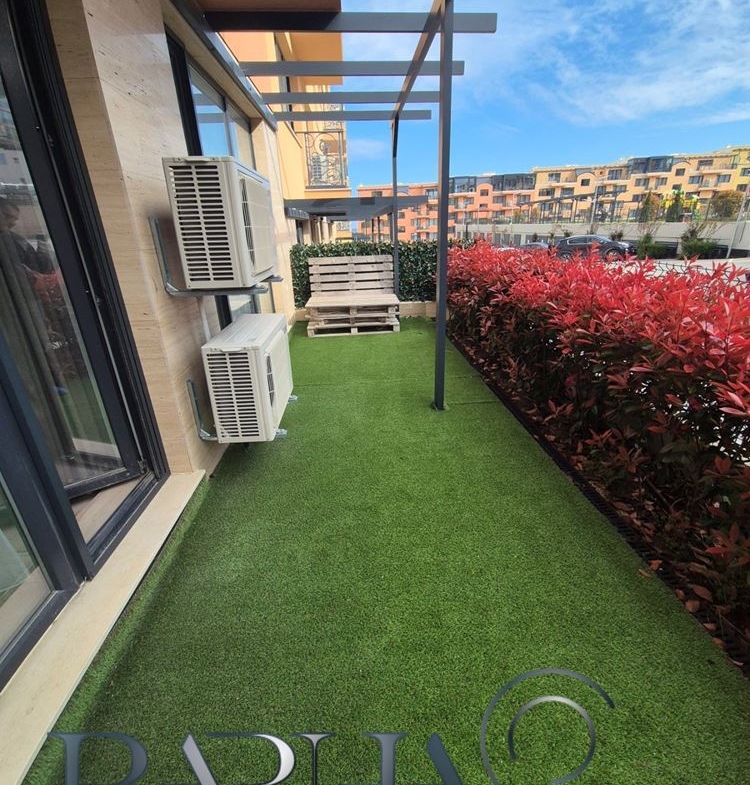 3-стаен - Варна, к.к. Св.Св. Константин и Елена - 0