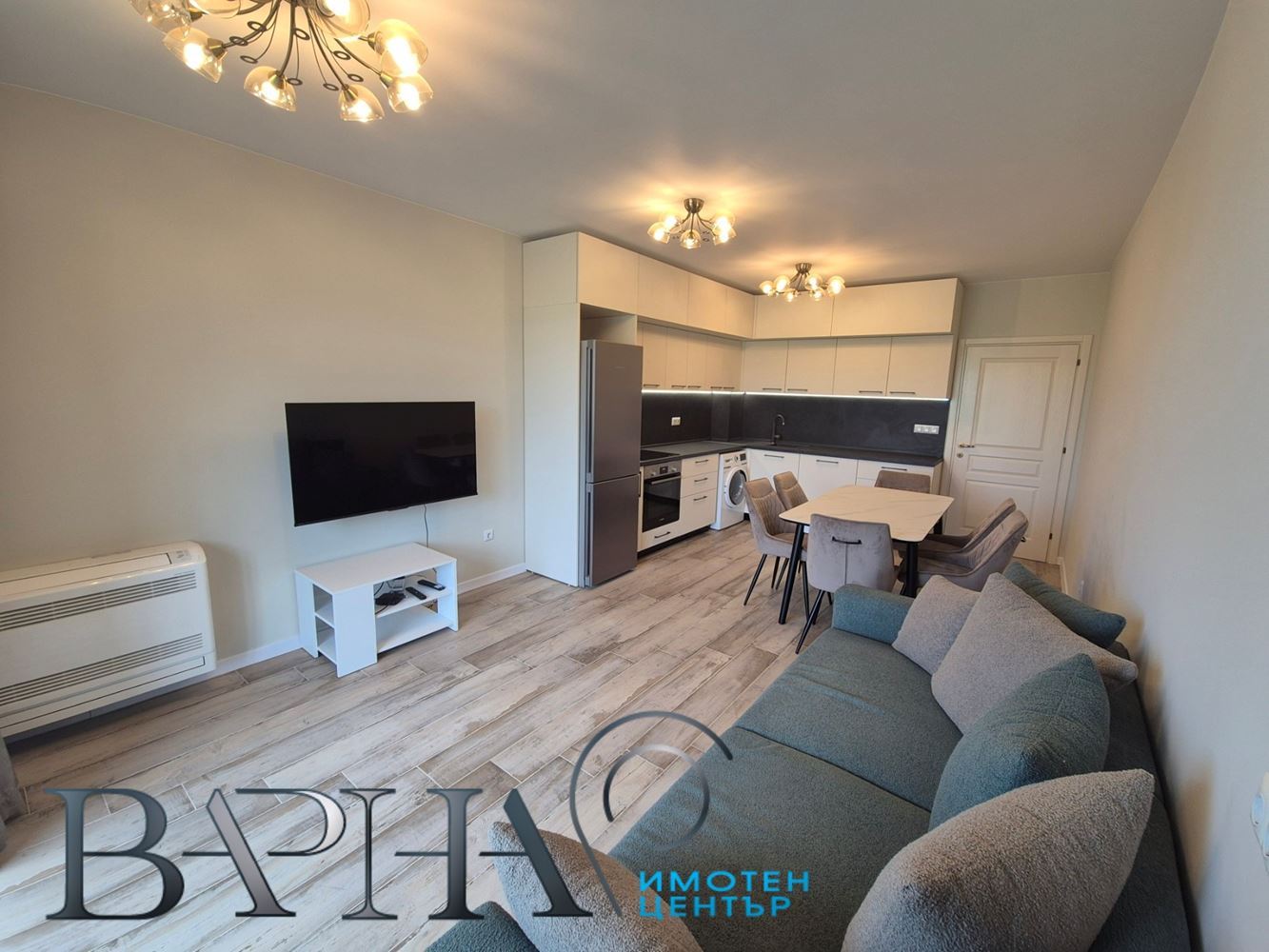 3-стаен - Варна, к.к. Св.Св. Константин и Елена - 0