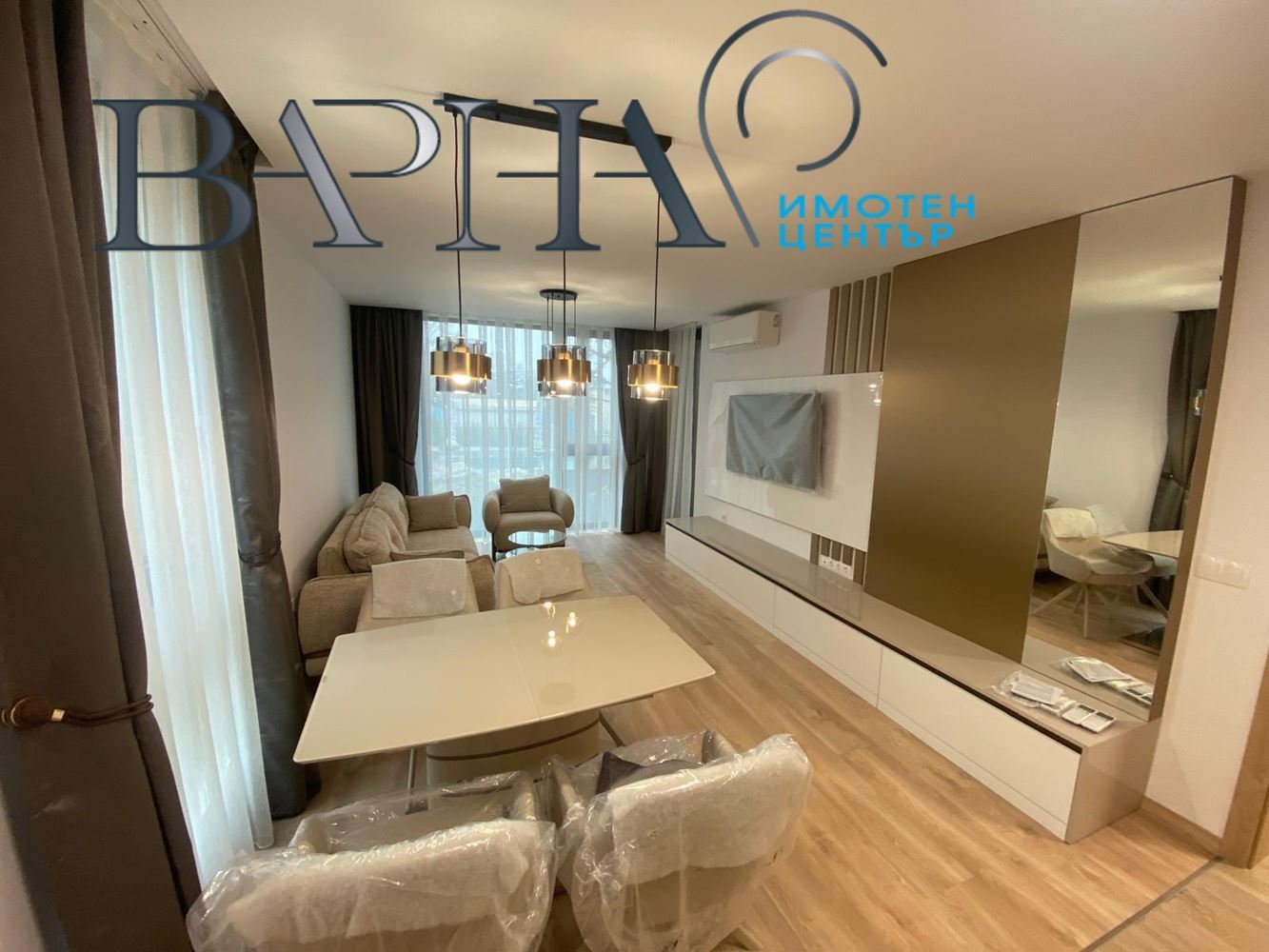 Луксозен Тристаен Апартамент Първи Наематели - 0