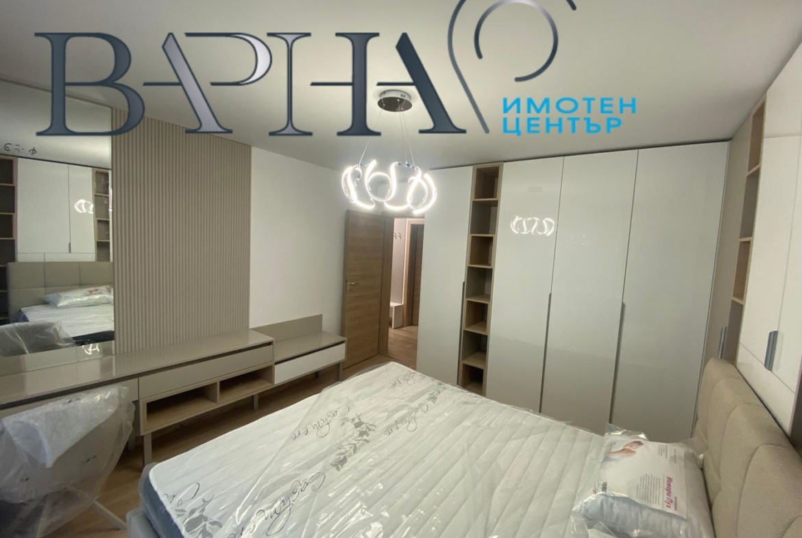 Луксозен Тристаен Апартамент Първи Наематели - 0