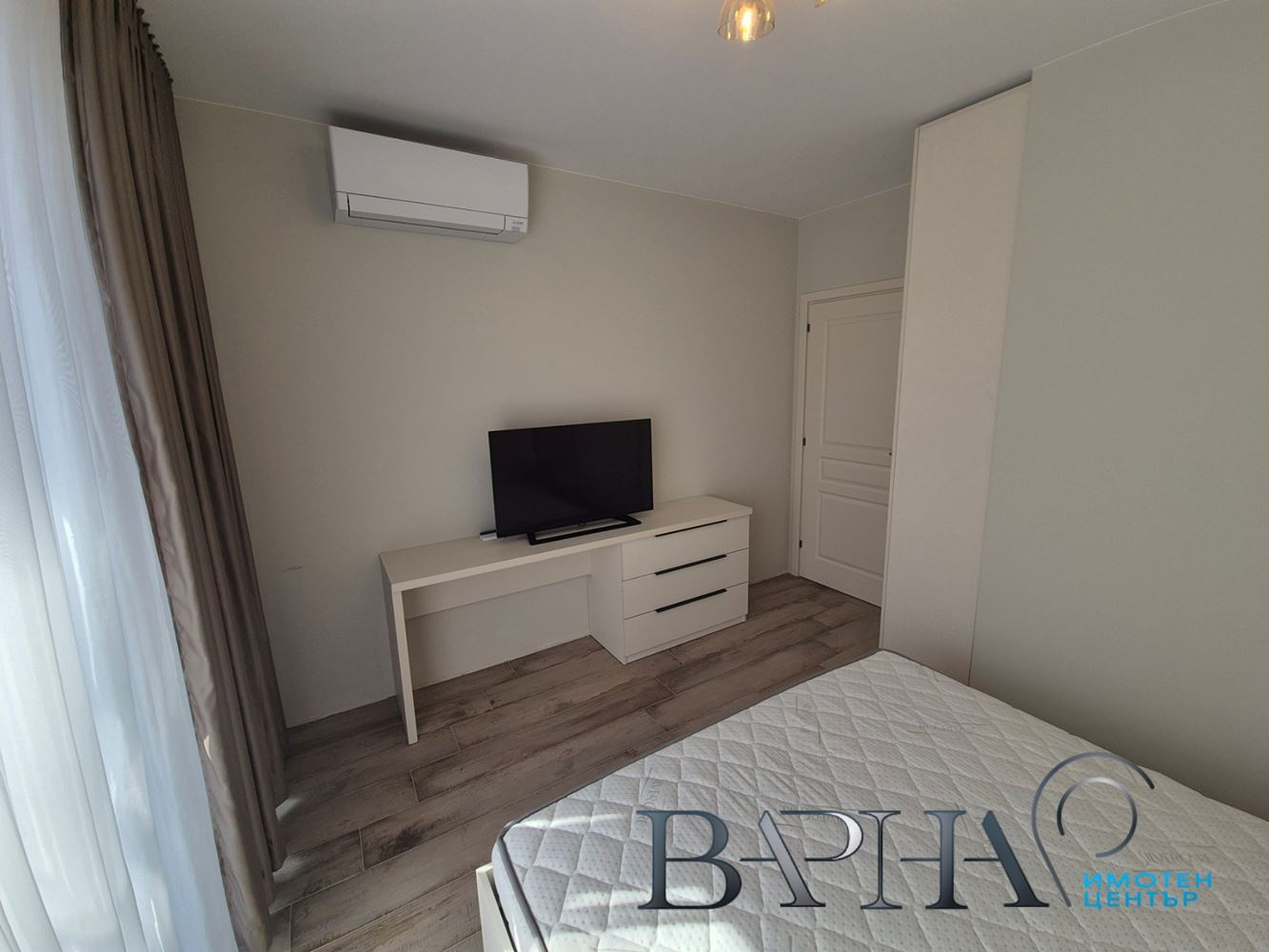 3-стаен - Варна, к.к. Св.Св. Константин и Елена - 0