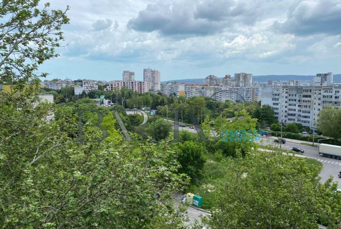 2-стаен - Варна, Младост 1 - 0