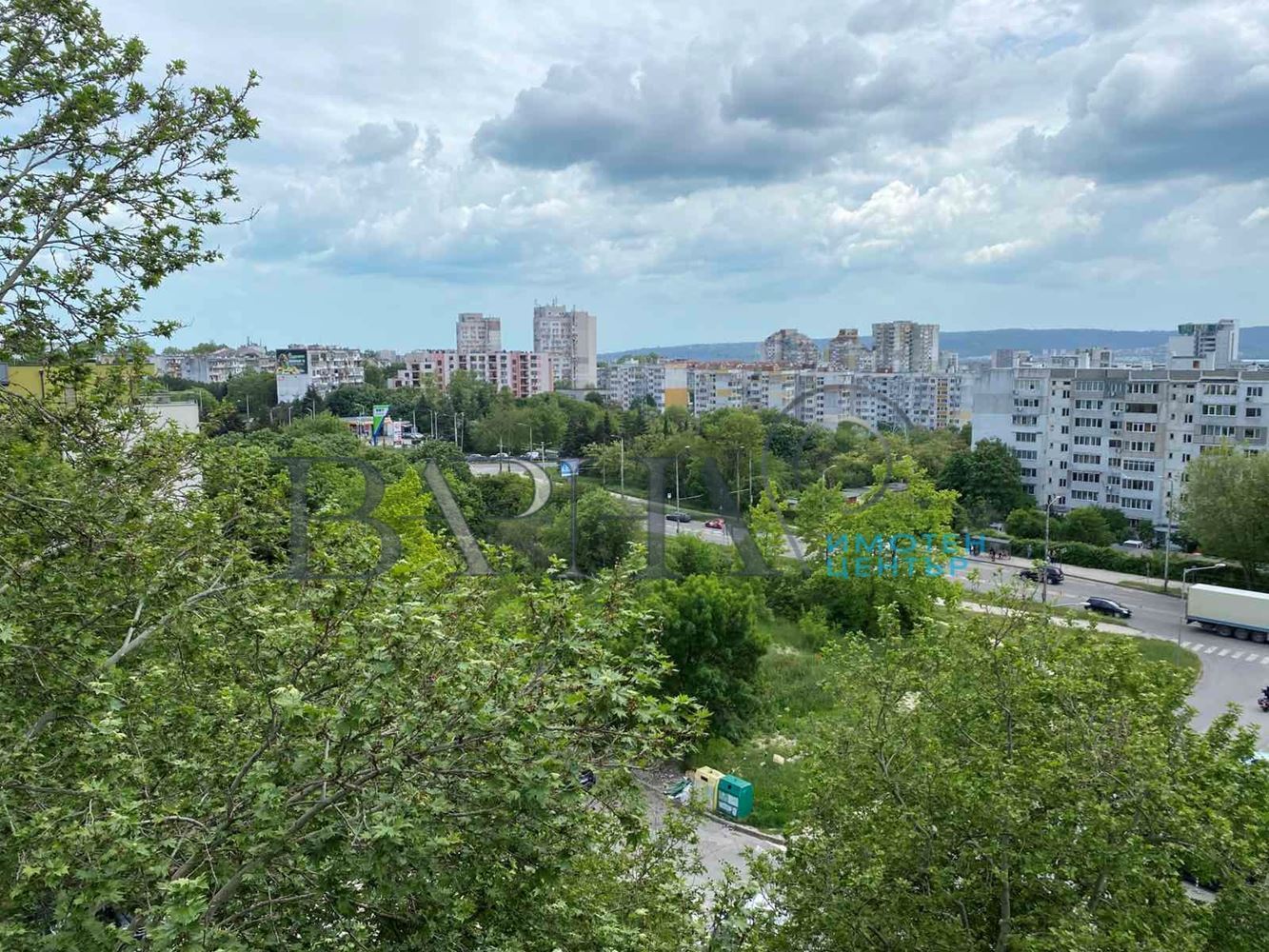 2-стаен - Варна, Младост 1 - 0