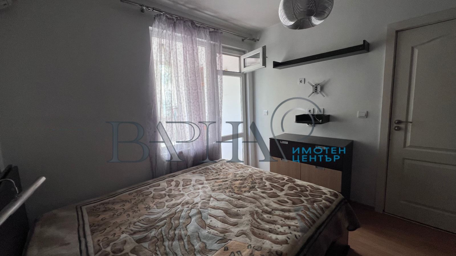 3-стаен - Варна, Цветен - 0