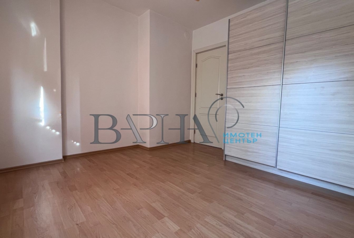 3-стаен - Варна, Цветен - 0