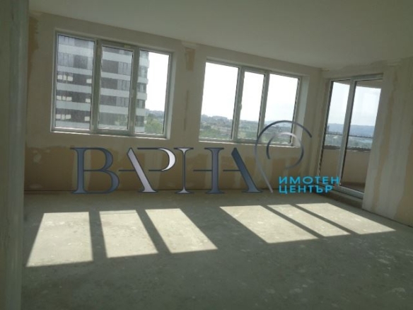 Варна Сити Парк Юг - Тристаен Апартамент с Панорама - 0