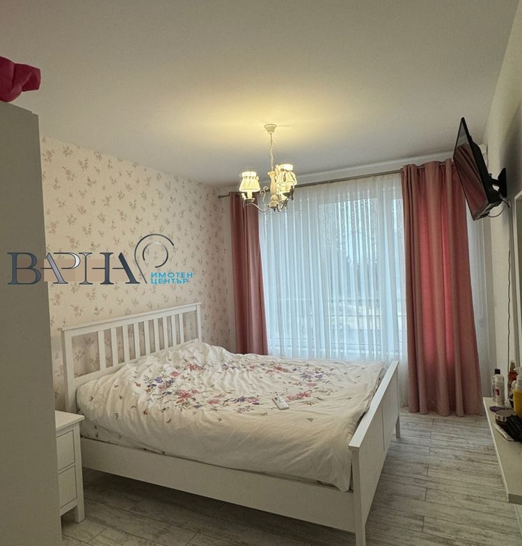 3-стаен - Варна, к.к. Св.Св. Константин и Елена - 0