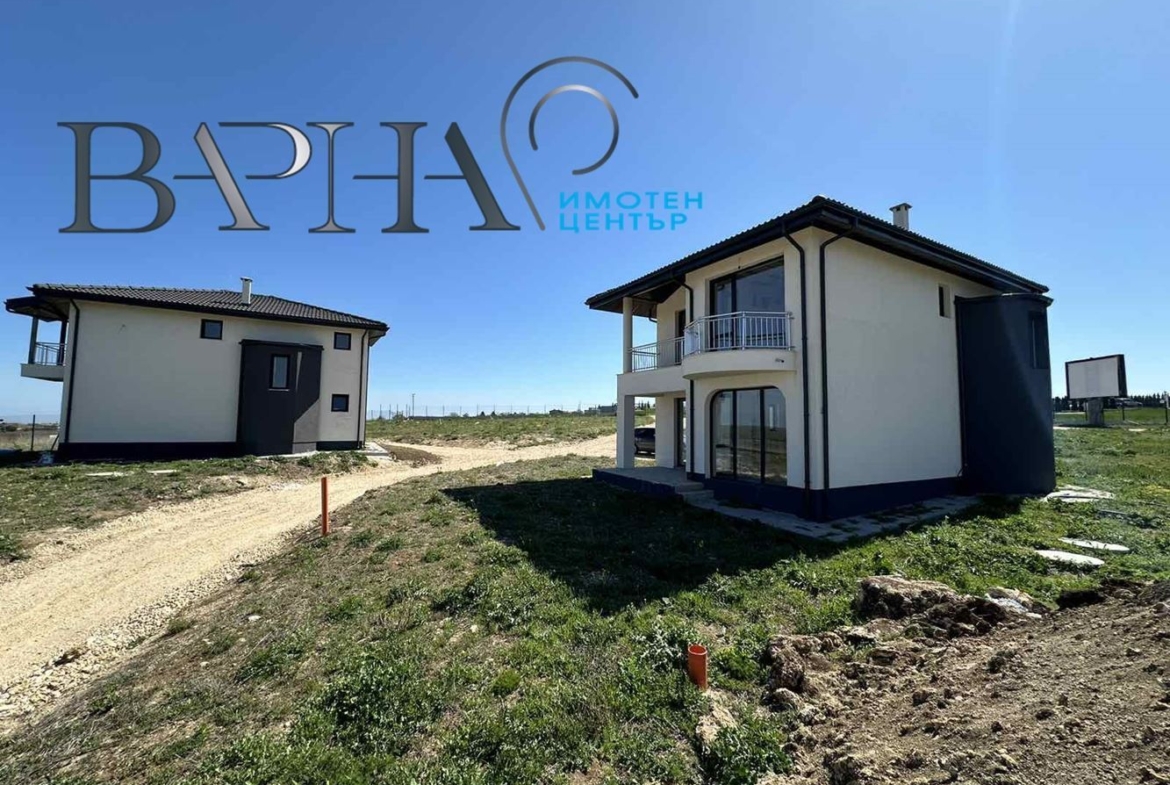 Къща - Варна, област, с.Кичево - 0