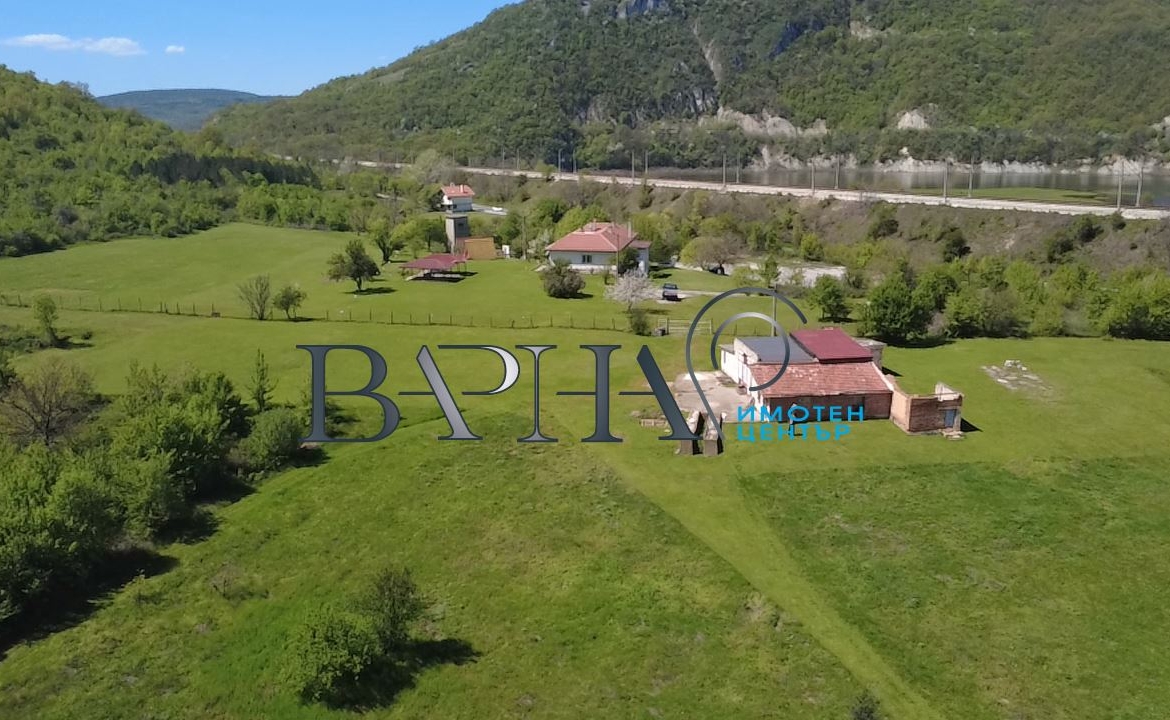 Къща - Варна, област, с.Аспарухово - 0